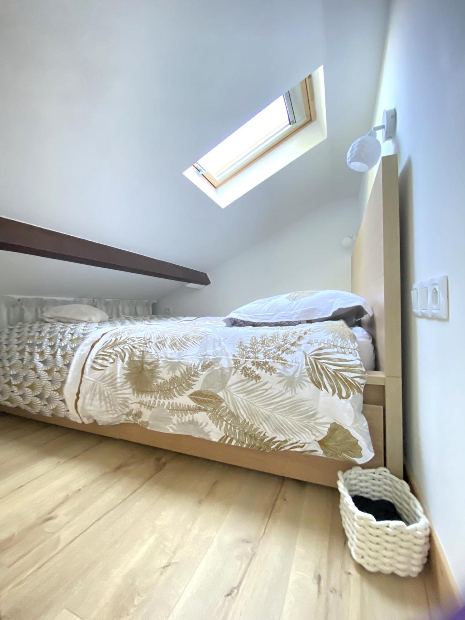 The Little Oak - Tiny House With Bed On Mezzanine & Terrace - From 1 To 4 P Disney, Paris & Cdg Pomponne Exterior photo